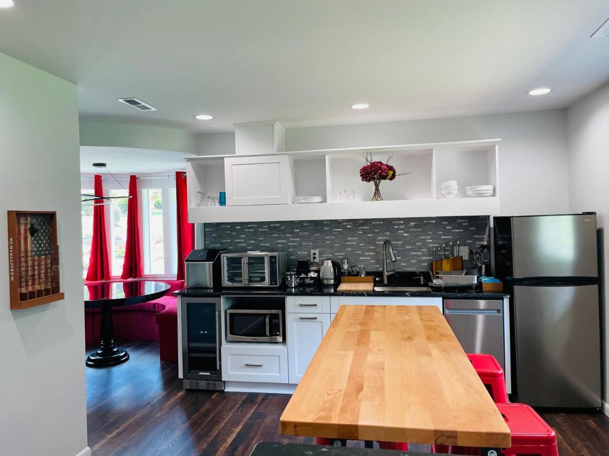 Appartement Sonsak - Unit 1 à Charlottesville Extérieur photo